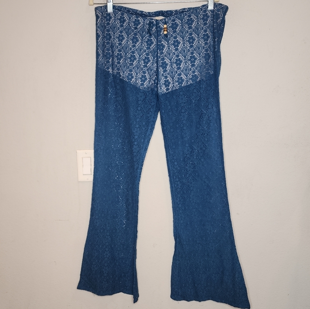 Chaser Blue crochet lace flare pullon pants shorts lined size medium‎